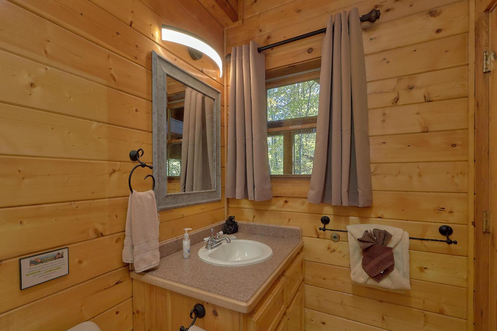 Creeksong Holiday Home Gatlinburg Eksteriør billede